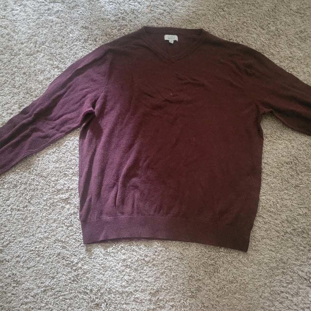 Dark red lightweight sweater